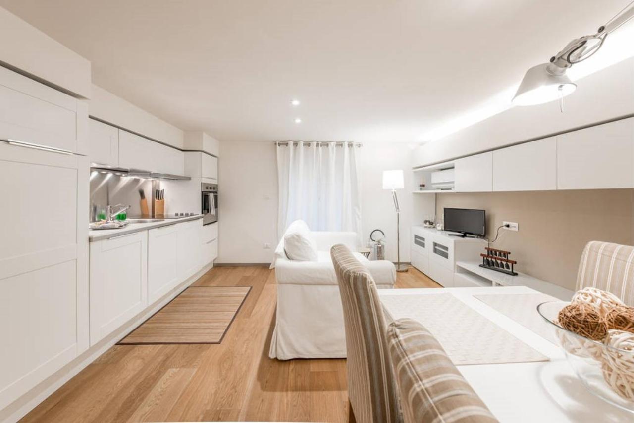 Artist Loft House Bed & Breakfast Bari Exterior photo